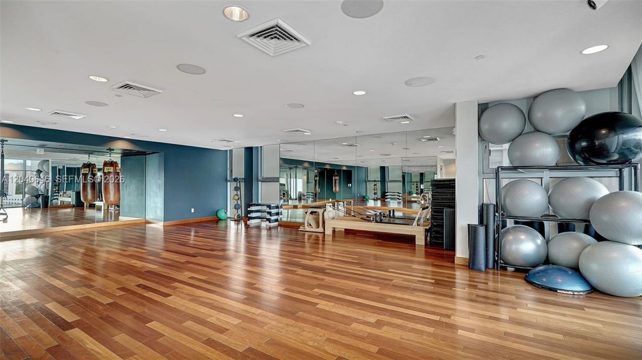 17001 Collins Ave, Unit 3402, Sunny Isles Beach, FL 33160 Photo