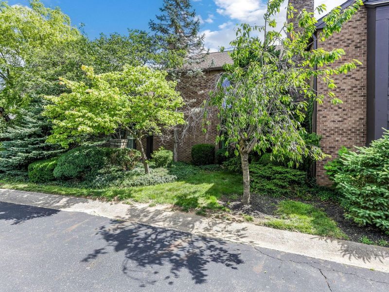 141 Flores Place, Columbus, OH 43213 Photo 45