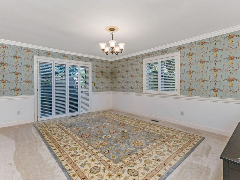 141 Flores Place, Columbus, OH 43213 Photo 8