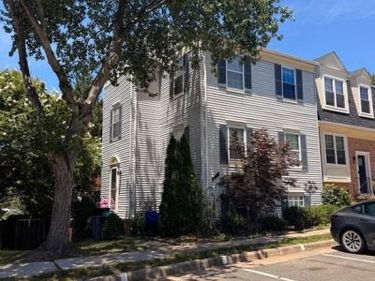 8818 RIDGE HOLLOW COURT, SPRINGFIELD, VA 22152