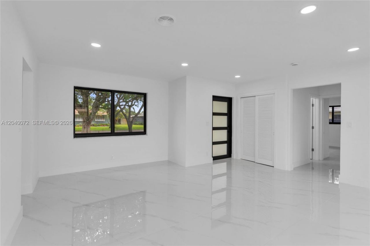 6940 NW 6th St , Plantation, FL 33317 Photo