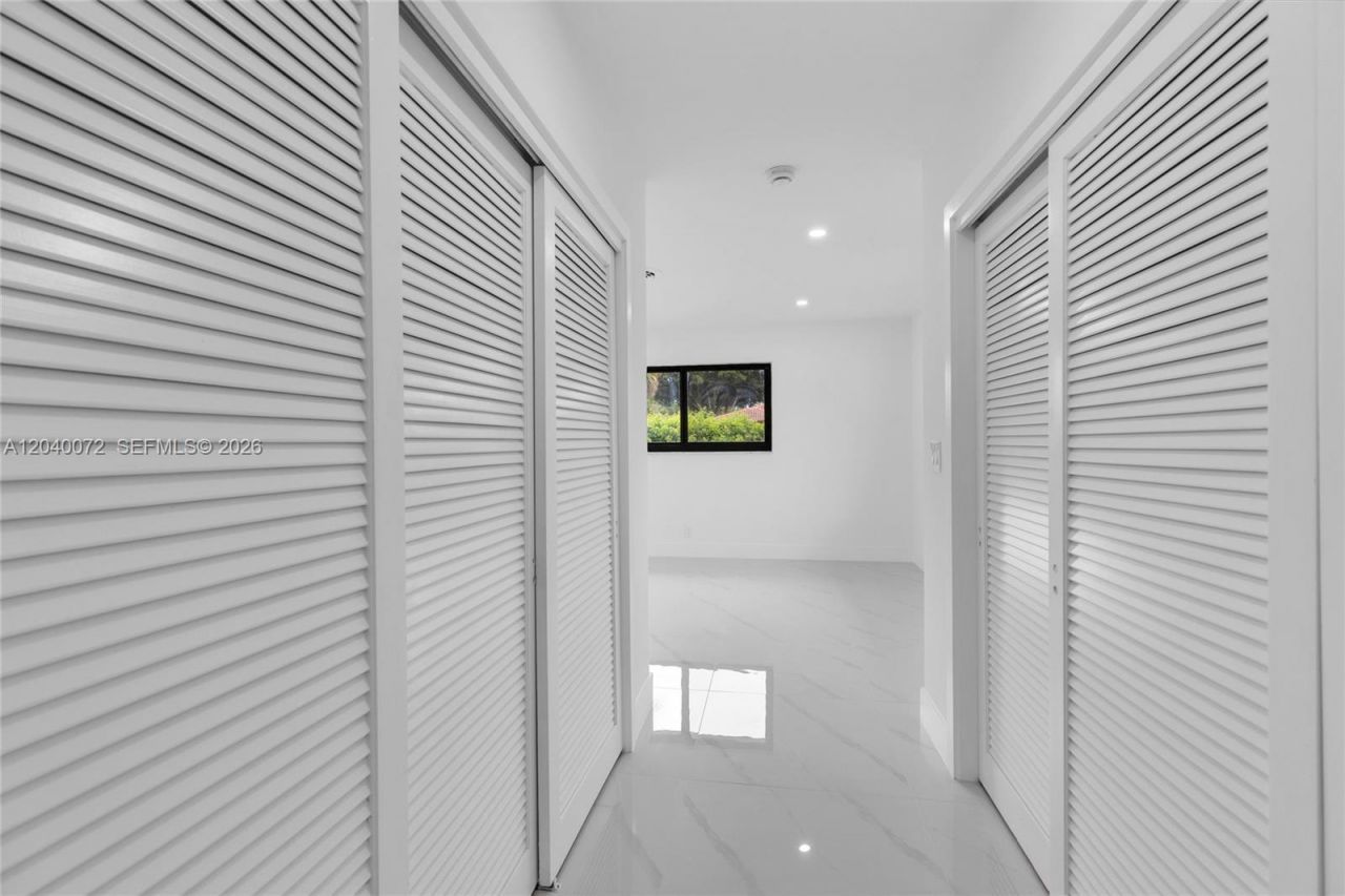 6940 NW 6th St , Plantation, FL 33317 Photo