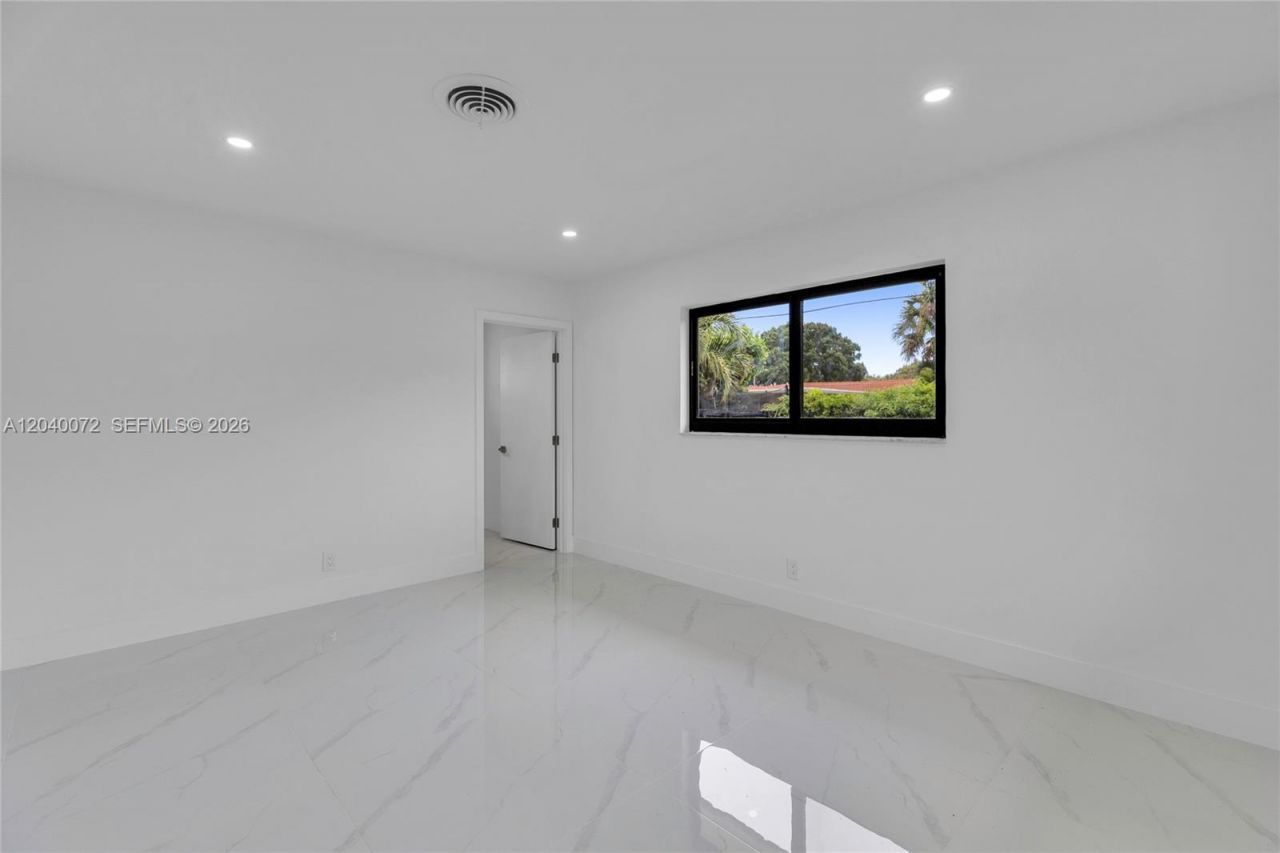 6940 NW 6th St , Plantation, FL 33317 Photo