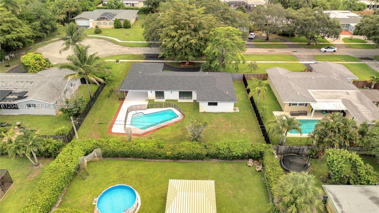 6940 NW 6th St , Plantation, FL 33317 Photo