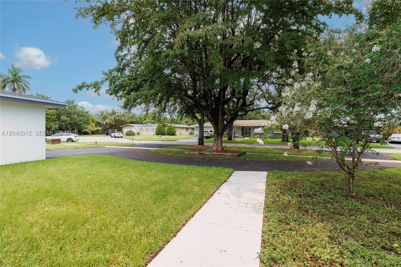 6940 NW 6th St , Plantation, FL 33317 Photo