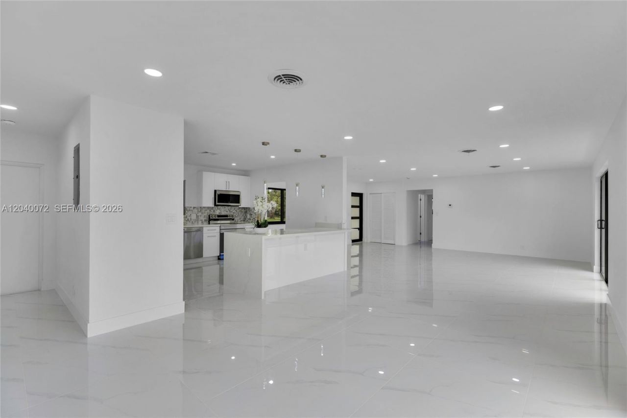 6940 NW 6th St , Plantation, FL 33317 Photo