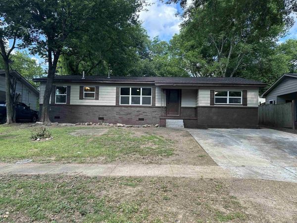 625 Hoover Street , Malvern, AR 72104