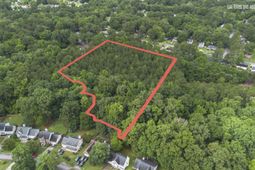 129 Dutch Village Drive  photo 4