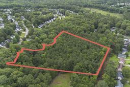 129 Dutch Village Drive  photo 4