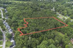 129 Dutch Village Drive  photo 4