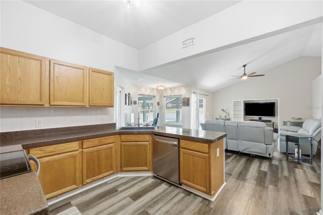 18224 E Apshawa Road, Clermont, FL 34715 Photo