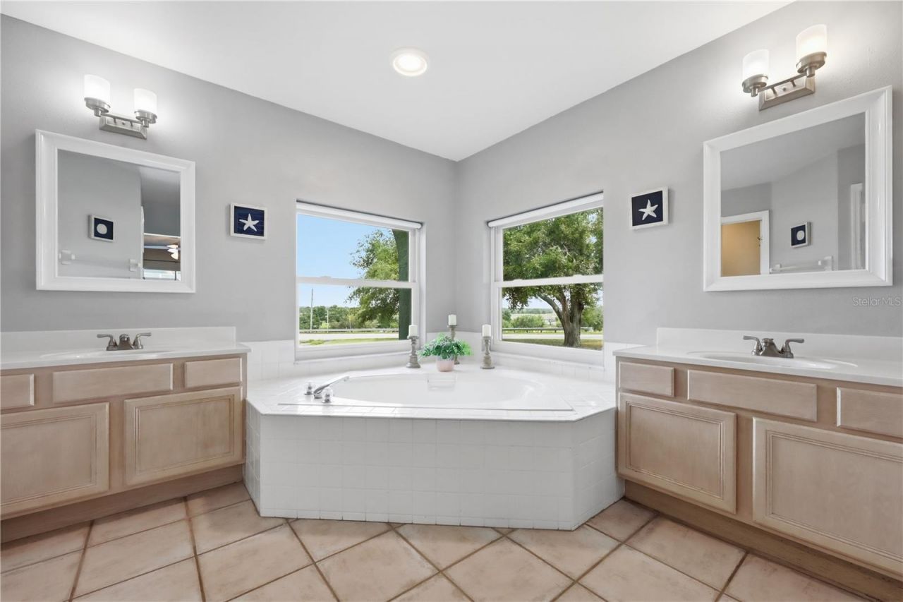 18224 E Apshawa Road, Clermont, FL 34715 Photo