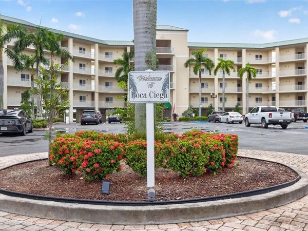 8800 BAY PINES BOULEVARD, Unit 216, ST PETERSBURG, FL 33709