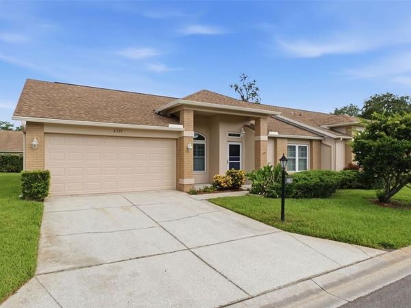6525 PINE WALK DRIVE , NEW PORT RICHEY, FL 34655