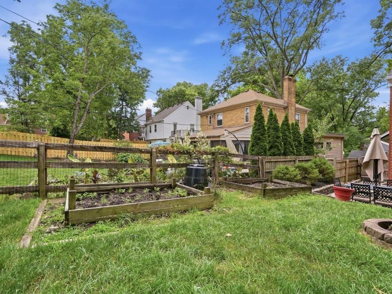 2712 Ridgewood Avenue, Columbia Twp, OH 45213 Photo 40