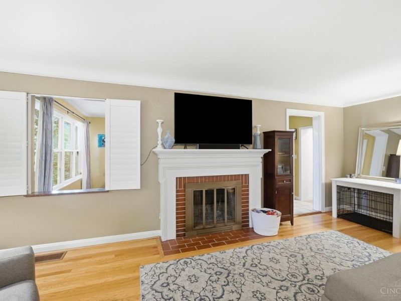 2712 Ridgewood Avenue, Columbia Twp, OH 45213 Photo 7