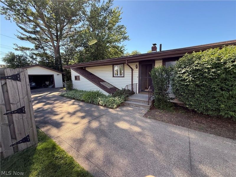 2174 Rockefeller Road , Wickliffe, OH 44092 Photo 33