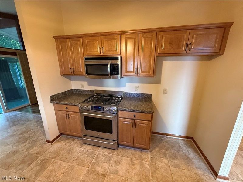 2174 Rockefeller Road , Wickliffe, OH 44092 Photo 7