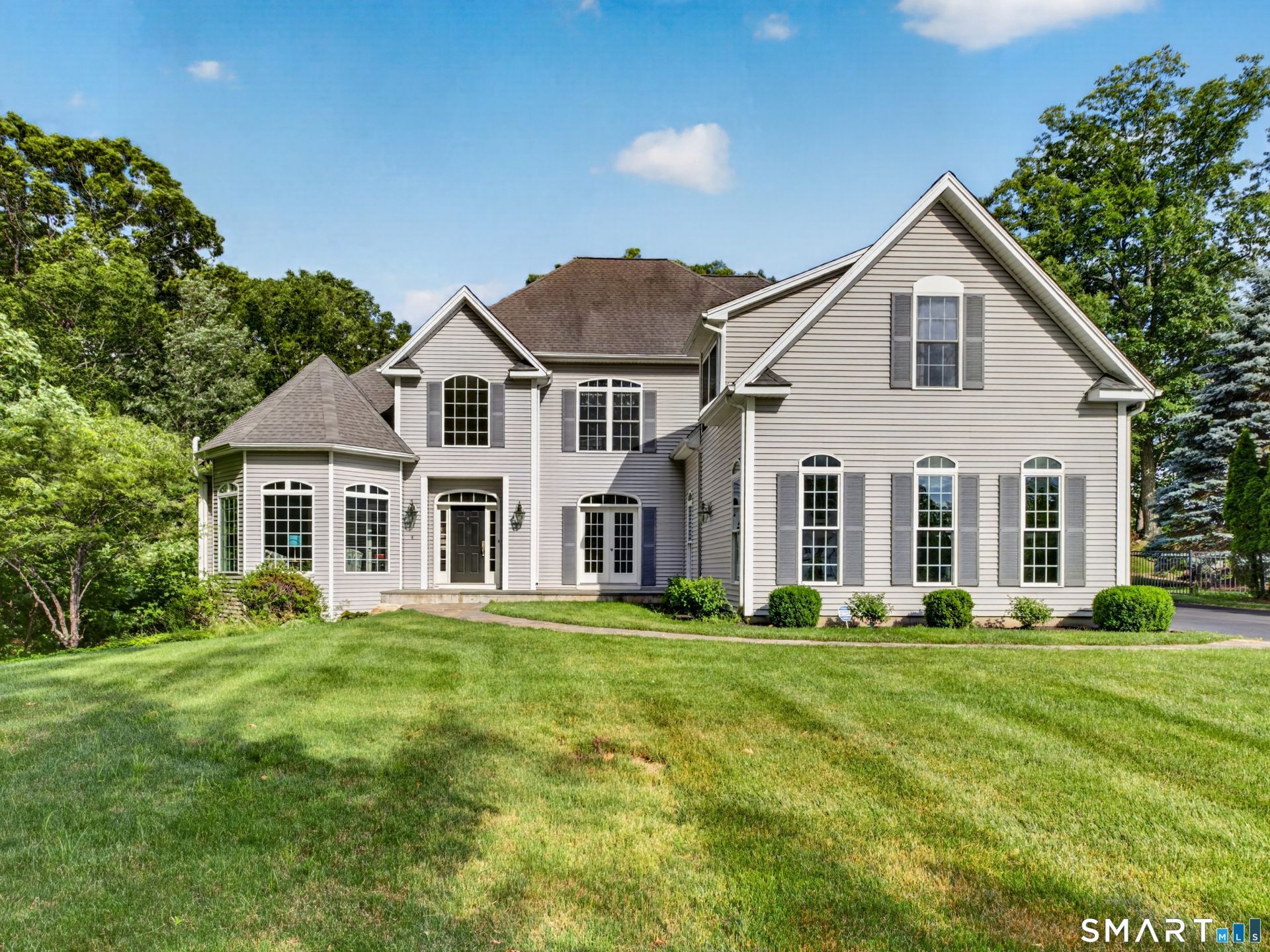 4 Scotch Pine, Shelton, CT 06484 Main Photo