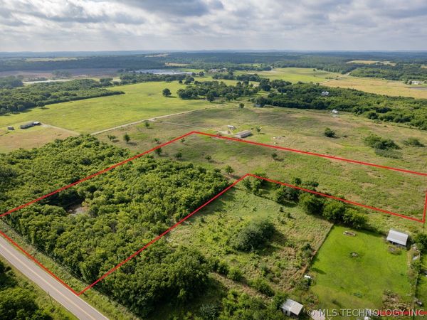7 E 400 Road , Claremore, OK 74017