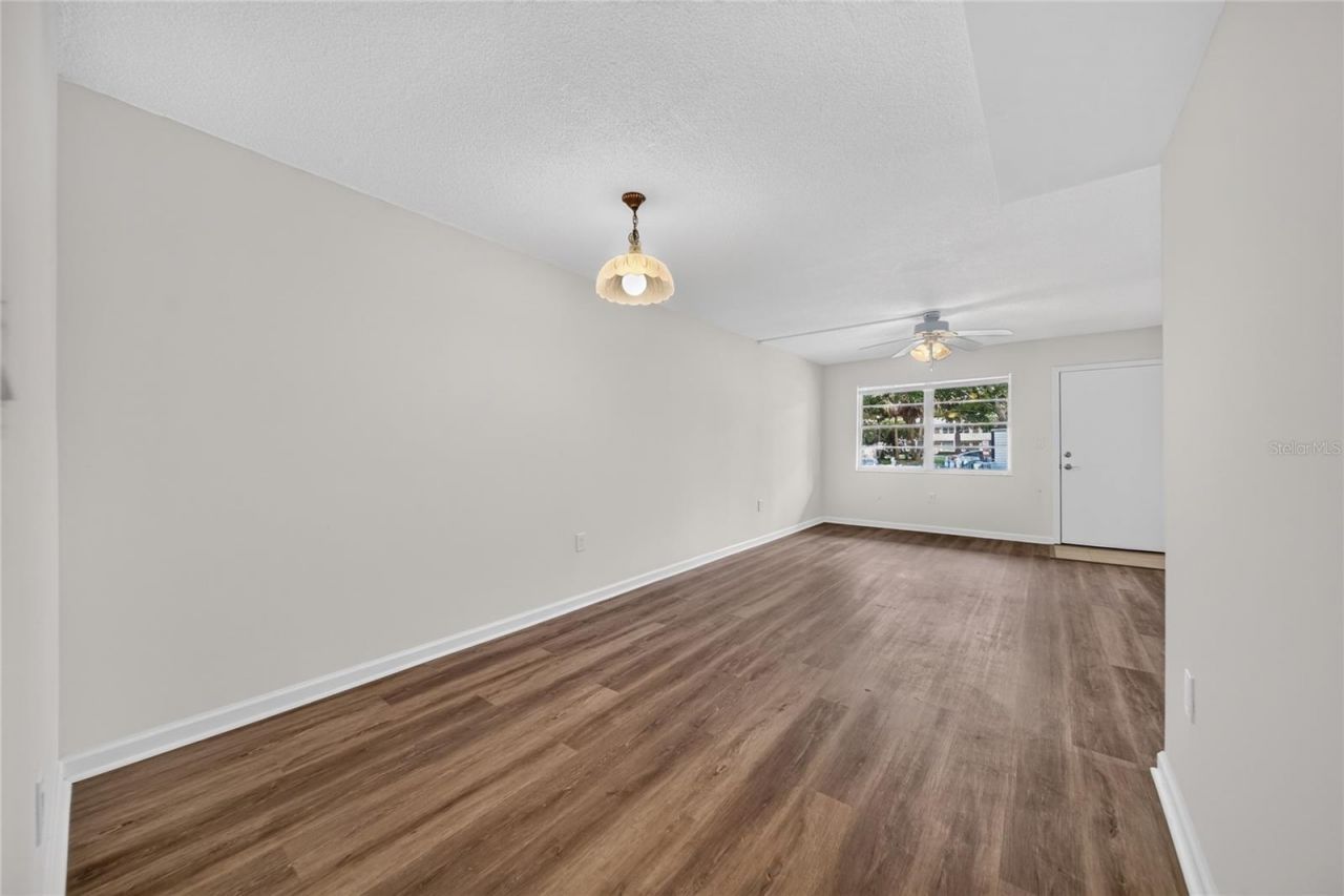 951 79th Avenue N, Unit 115, Saint Petersburg, FL 33702 Photo