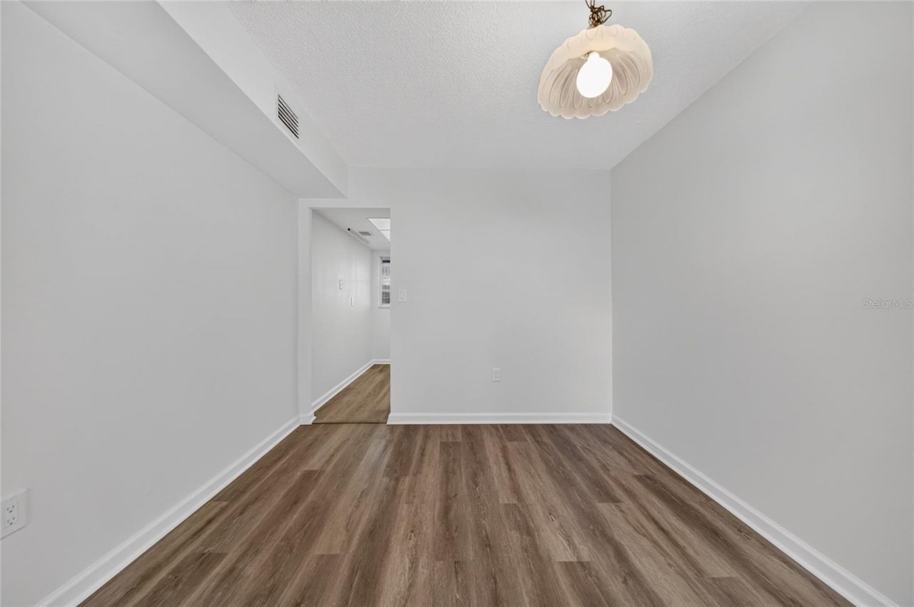 951 79th Avenue N, Unit 115, Saint Petersburg, FL 33702 Photo