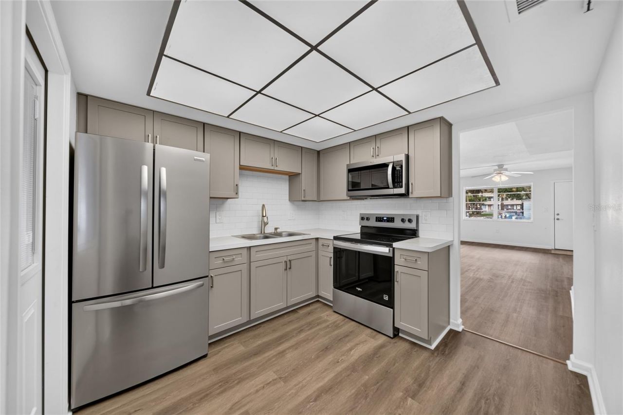 951 79th Avenue N, Unit 115, Saint Petersburg, FL 33702 Photo