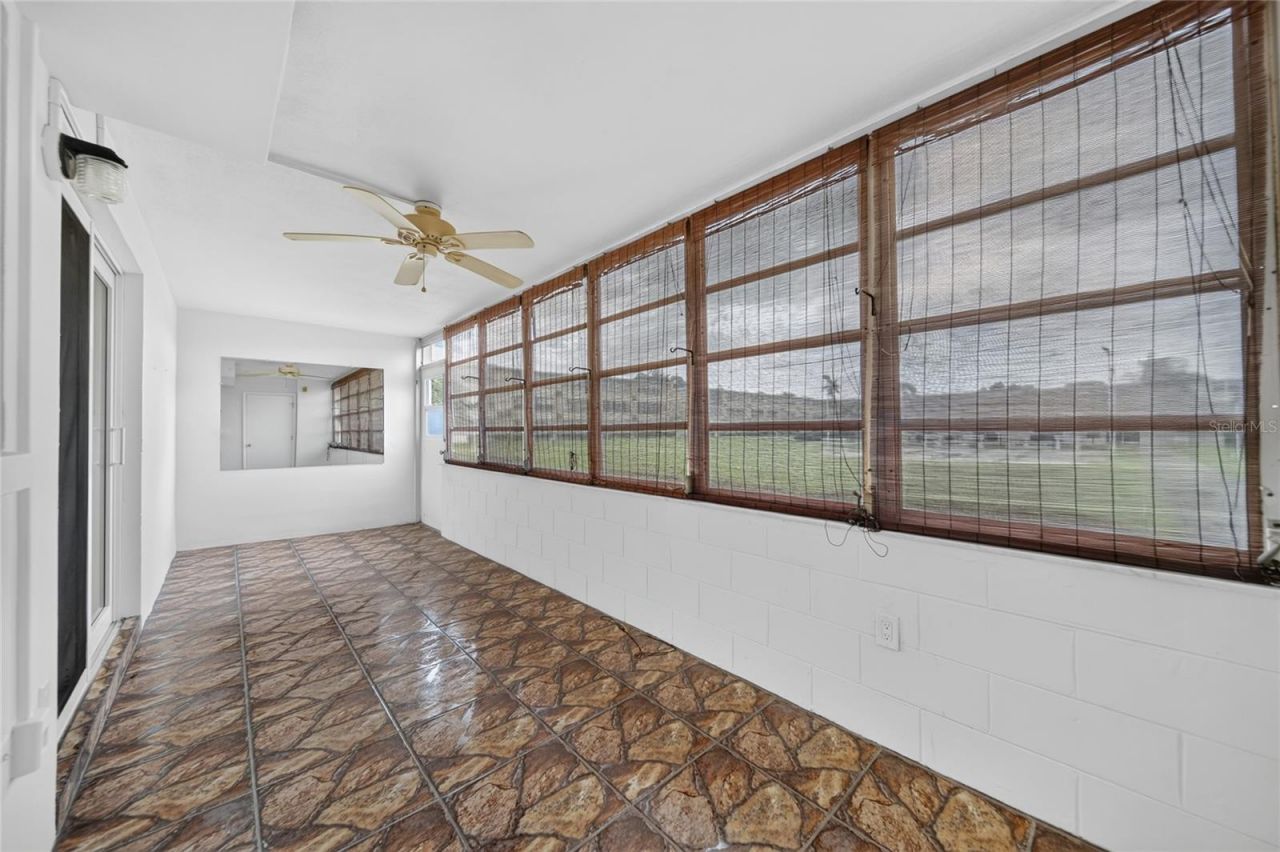 951 79th Avenue N, Unit 115, Saint Petersburg, FL 33702 Photo