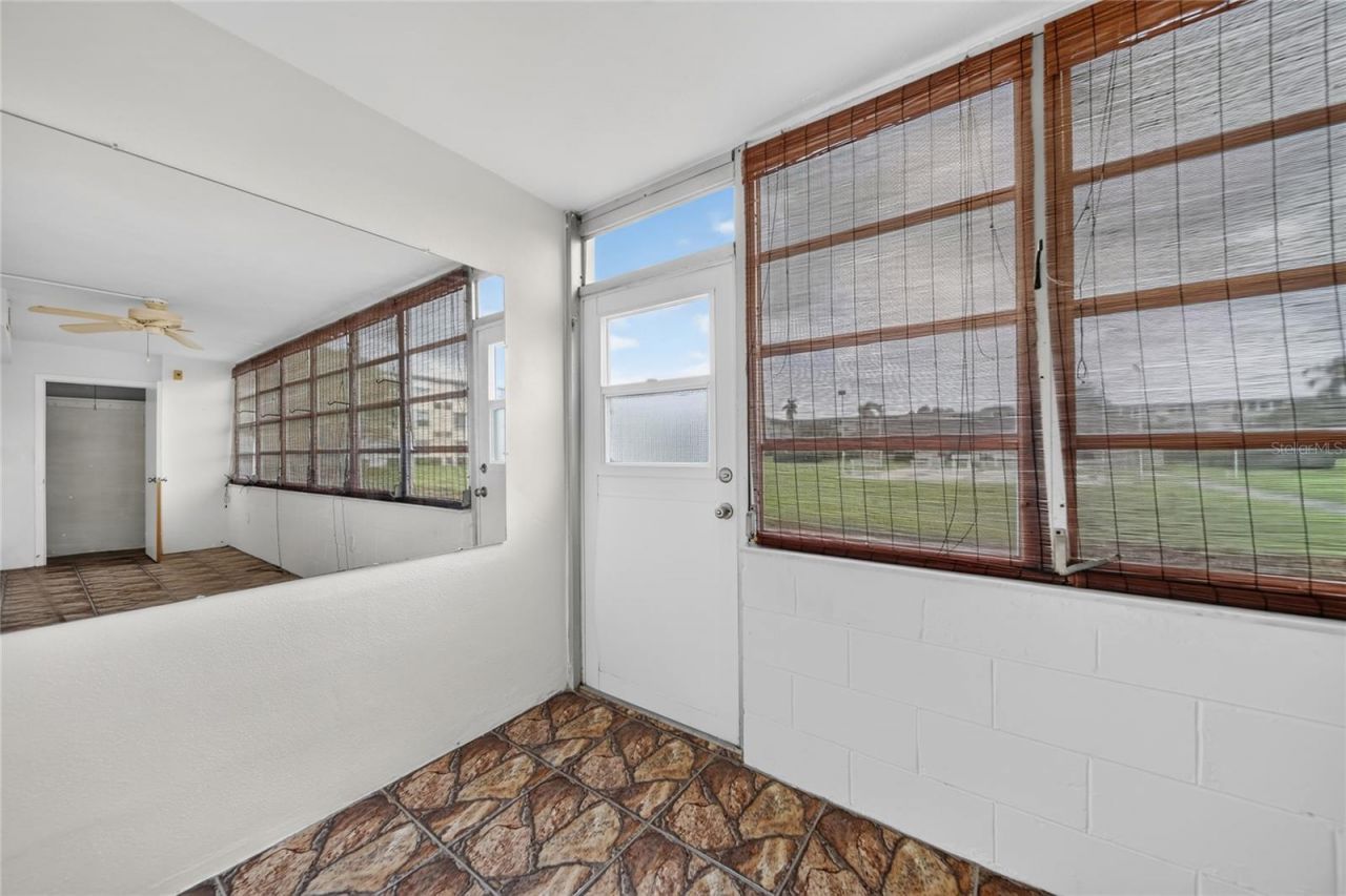 951 79th Avenue N, Unit 115, Saint Petersburg, FL 33702 Photo