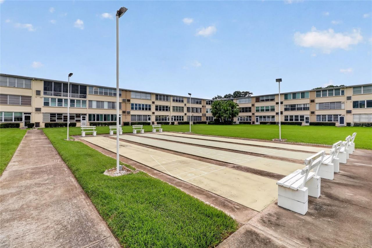 951 79th Avenue N, Unit 115, Saint Petersburg, FL 33702 Photo