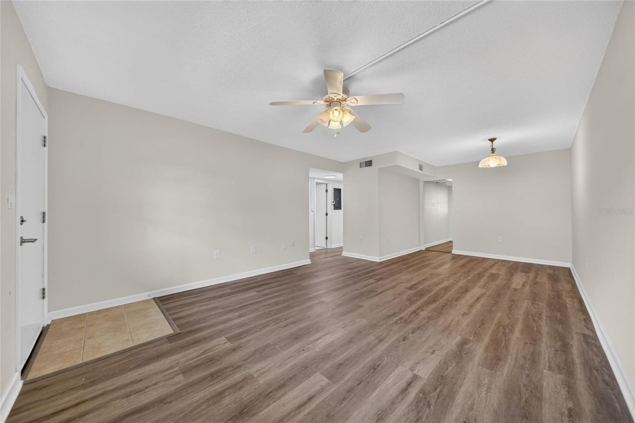 951 79th Avenue N, Unit 115, Saint Petersburg, FL 33702 Photo