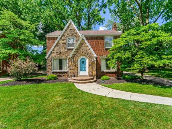 124 Danbury Drive , Boardman, OH 44512