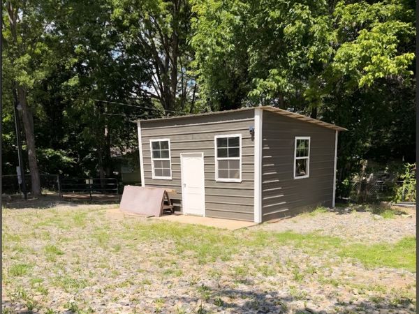 505 W Argyle Avenue , Sallisaw, OK 74955
