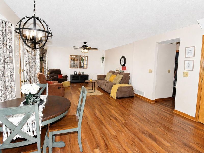 1373 Wild Horse Drive, Grove City, OH 43123 Photo 7