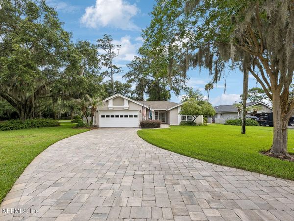 100 VEDRA LANDING Court, Ponte Vedra Beach, FL 32082