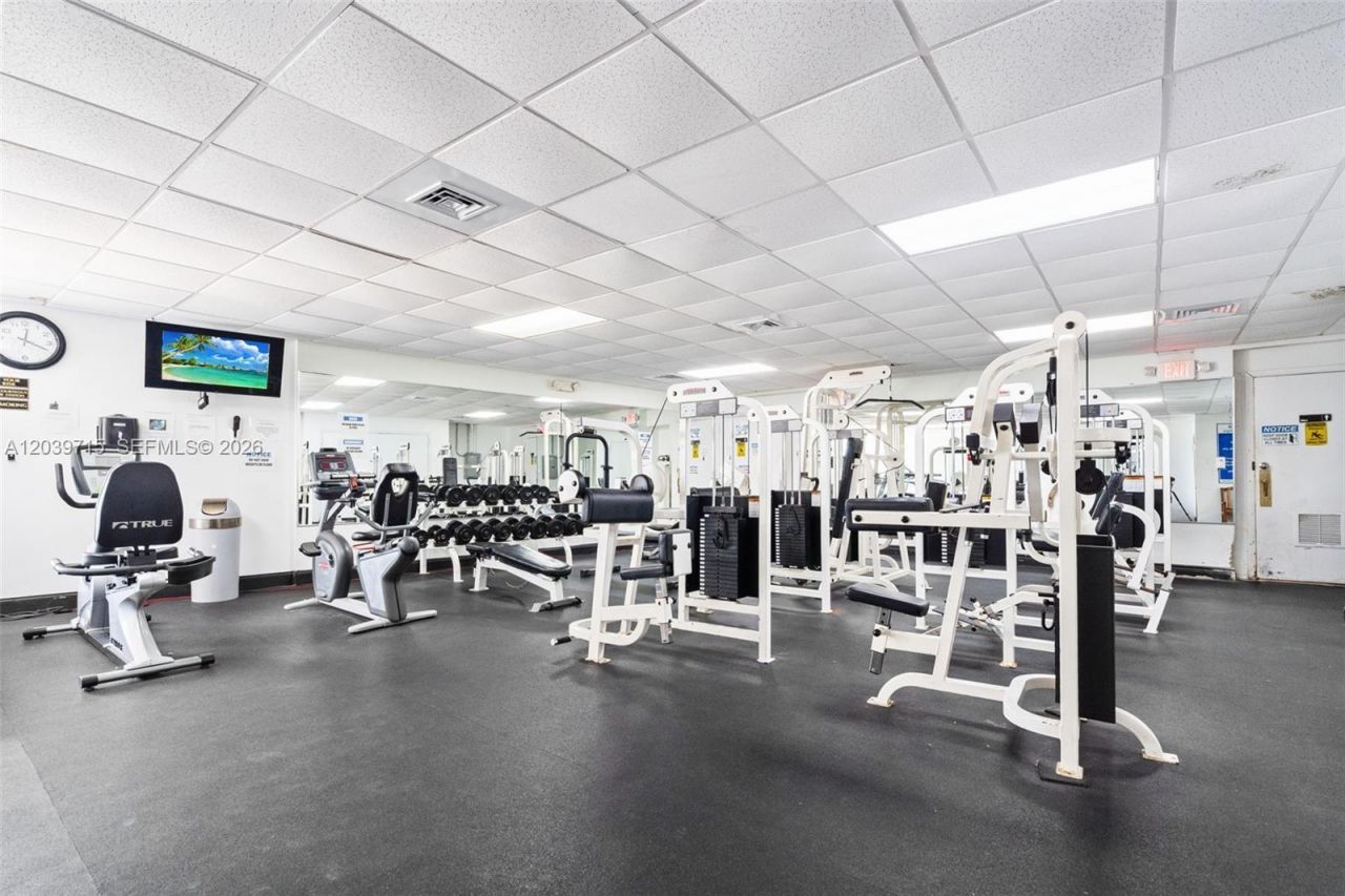 3725 S Ocean Dr, Unit 1410, Hollywood, FL 33019 Photo