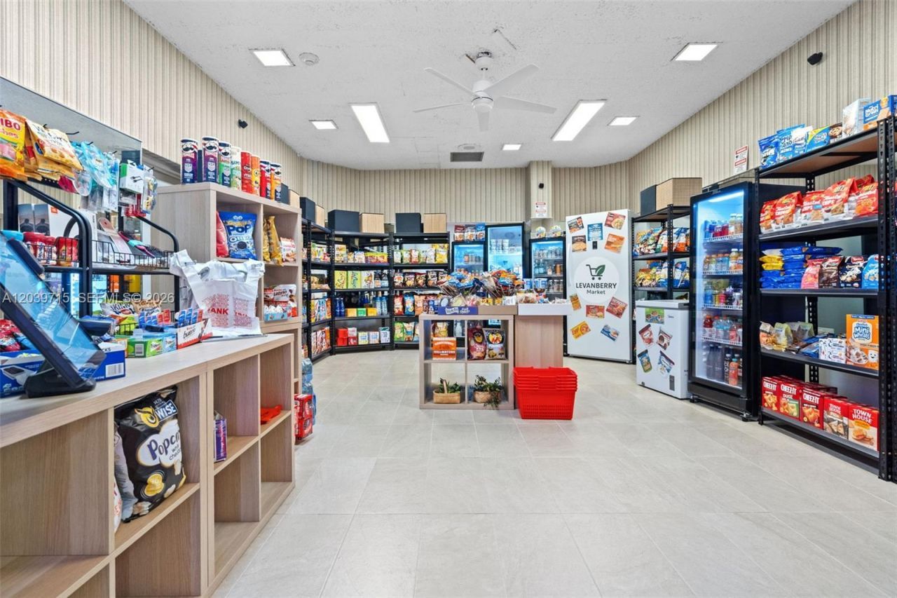 3725 S Ocean Dr, Unit 1410, Hollywood, FL 33019 Photo
