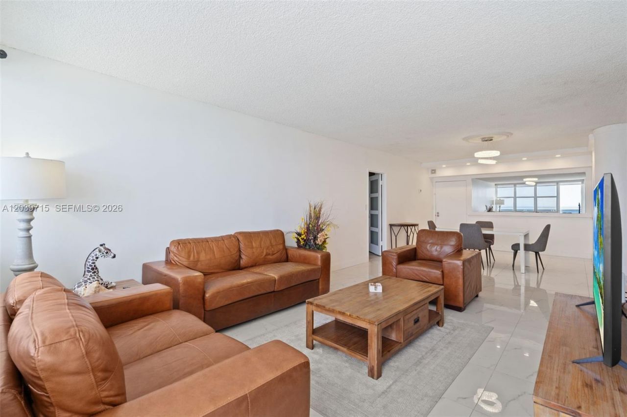 3725 S Ocean Dr, Unit 1410, Hollywood, FL 33019 Photo