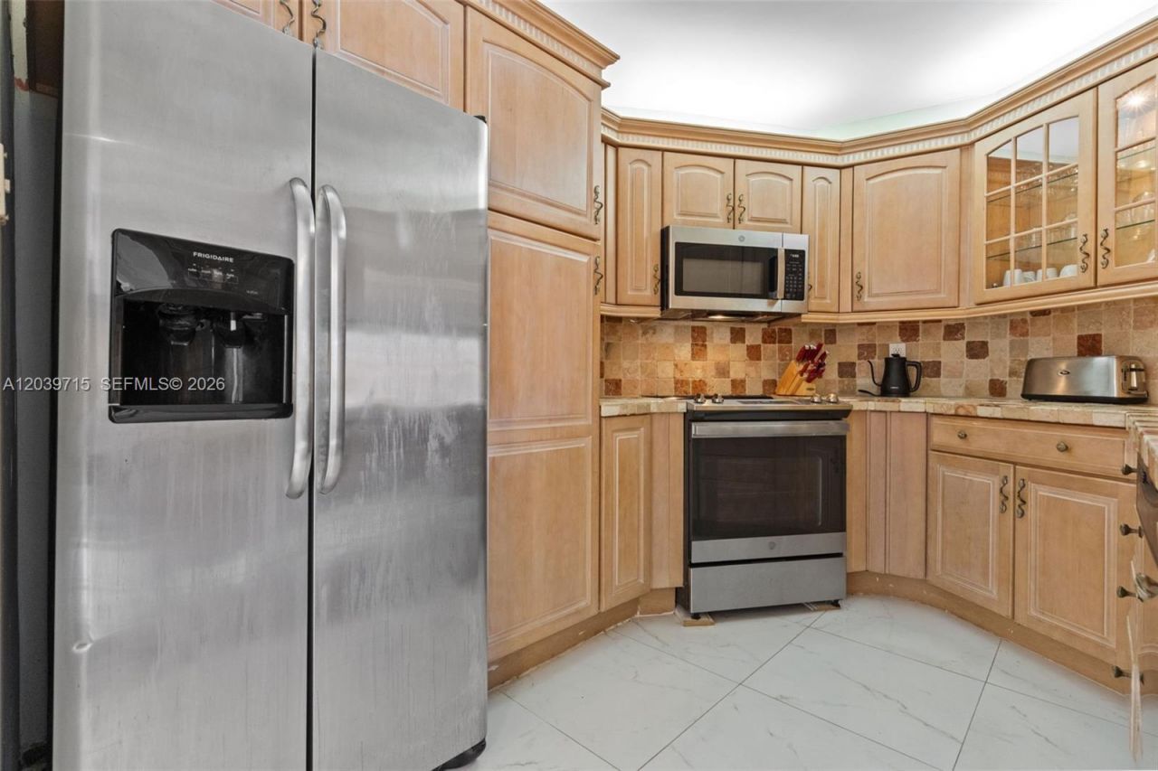 3725 S Ocean Dr, Unit 1410, Hollywood, FL 33019 Photo