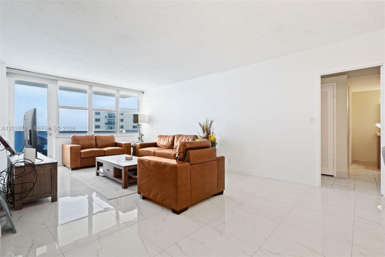 3725 S Ocean Dr, Unit 1410, Hollywood, FL 33019 Photo