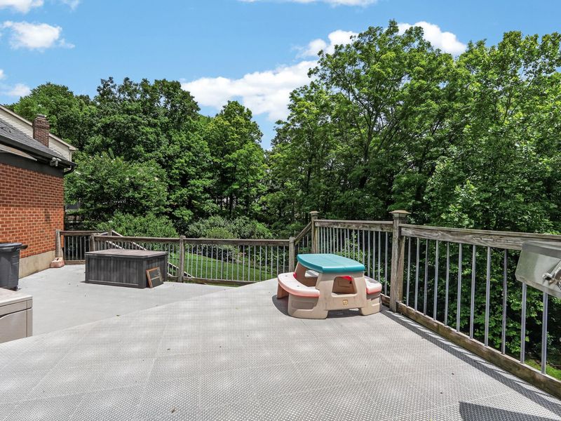 769 Glendale Court, Crescent Springs, KY 41017 Photo 9