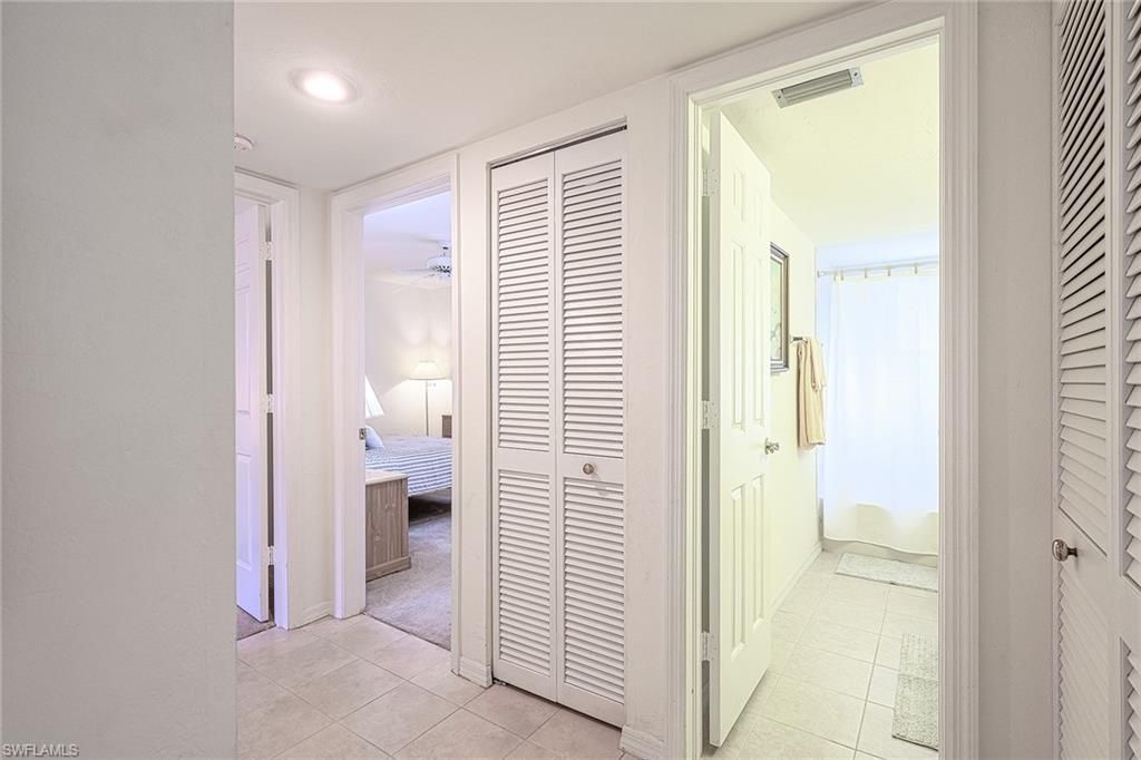 565 Beachwalk Cir, Unit T104, Naples, FL 34108 Photo
