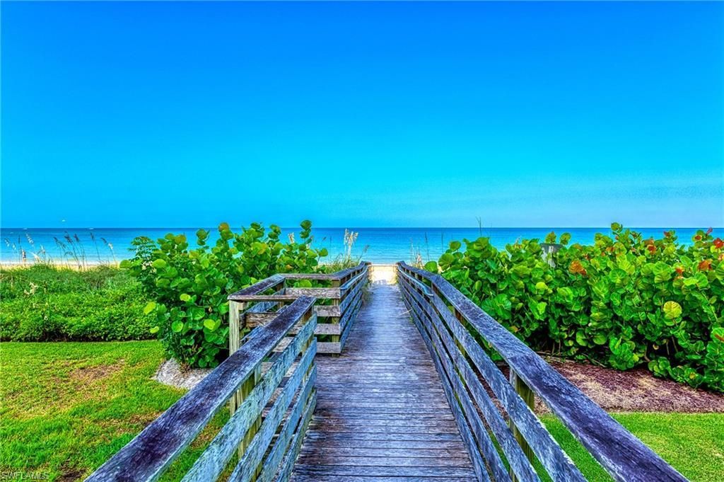 565 Beachwalk Cir, Unit T104, Naples, FL 34108 Photo