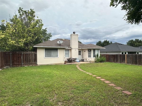 908 Honeysuckle DR, Leander, TX 78641