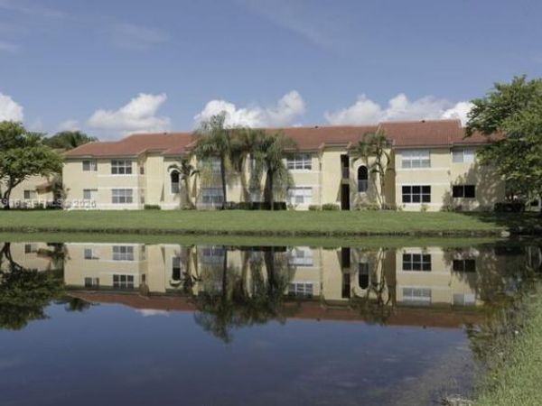595 Vista Isles Dr , Unit 1912, Sunrise, FL 33325
