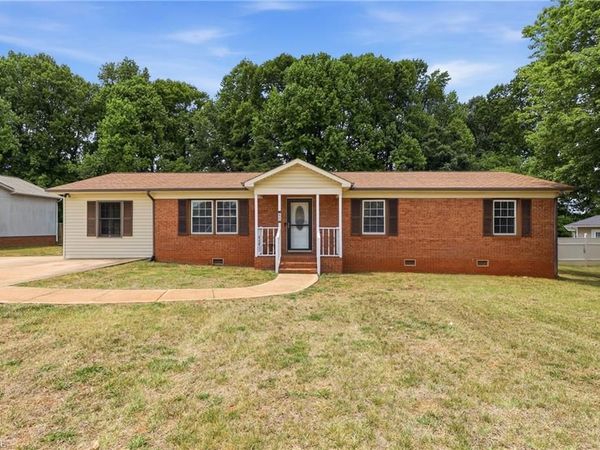4041 Cresent Avenue , Trinity, NC 27370