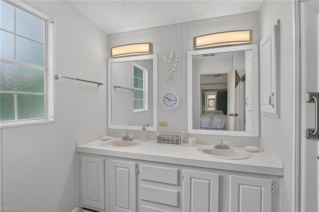 14505 Nathan Hale Ln, Unit 475, North Fort Myers, FL 33917 Photo