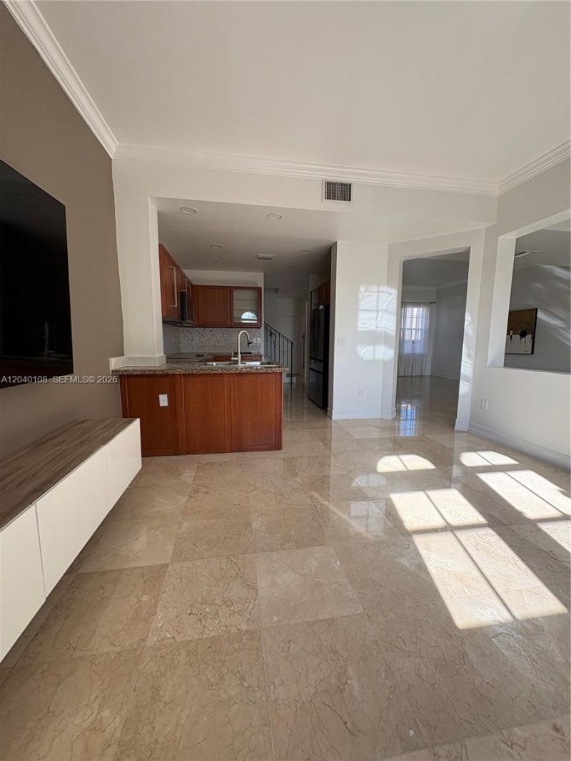 18410 NE 30th Ave, Unit 18410, Aventura, FL 33160 Photo