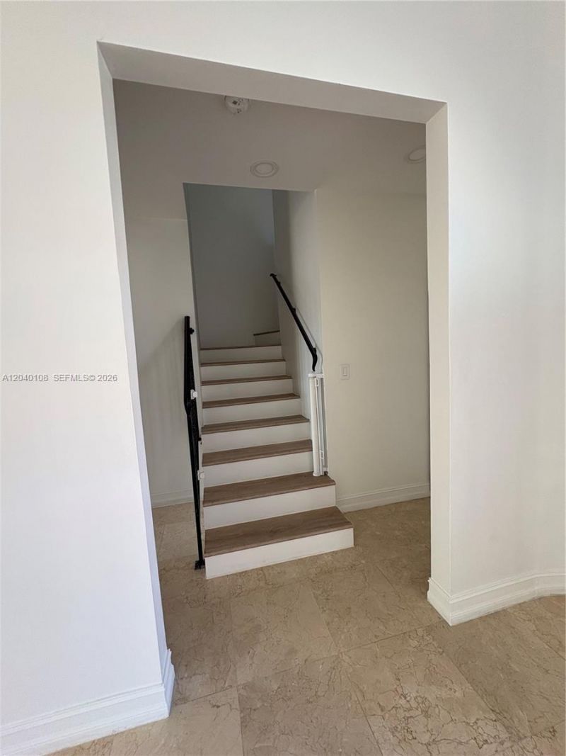 18410 NE 30th Ave, Unit 18410, Aventura, FL 33160 Photo