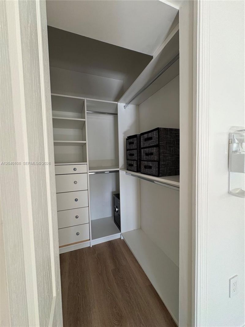 18410 NE 30th Ave, Unit 18410, Aventura, FL 33160 Photo